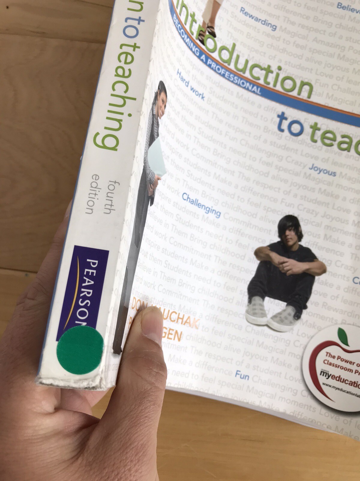 Introduction to Teaching : Becoming a Professional by Don P. Kauchak and Paul D.