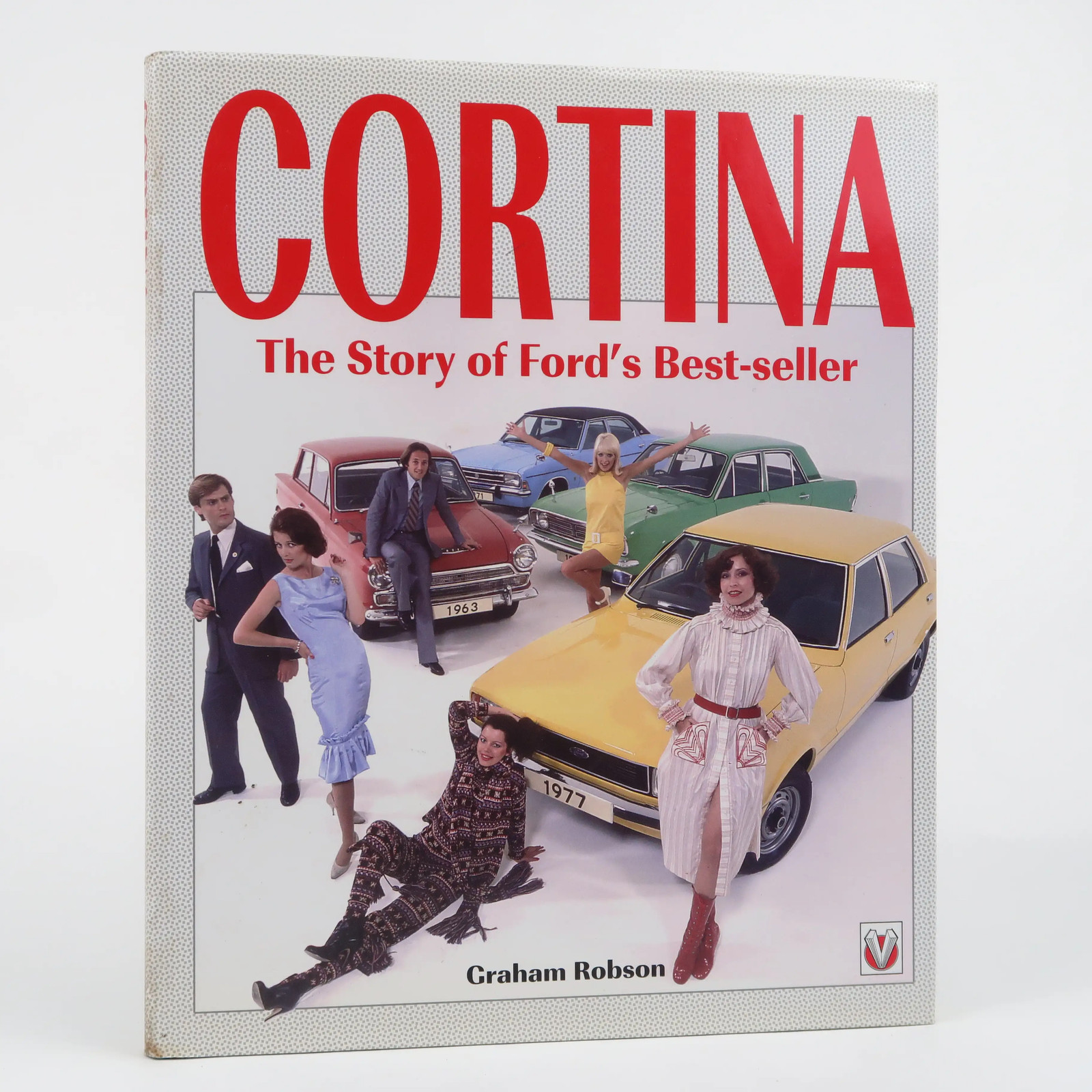 Cortina: The Story of Ford’s Best-Seller by Graham Robson (1998) HC