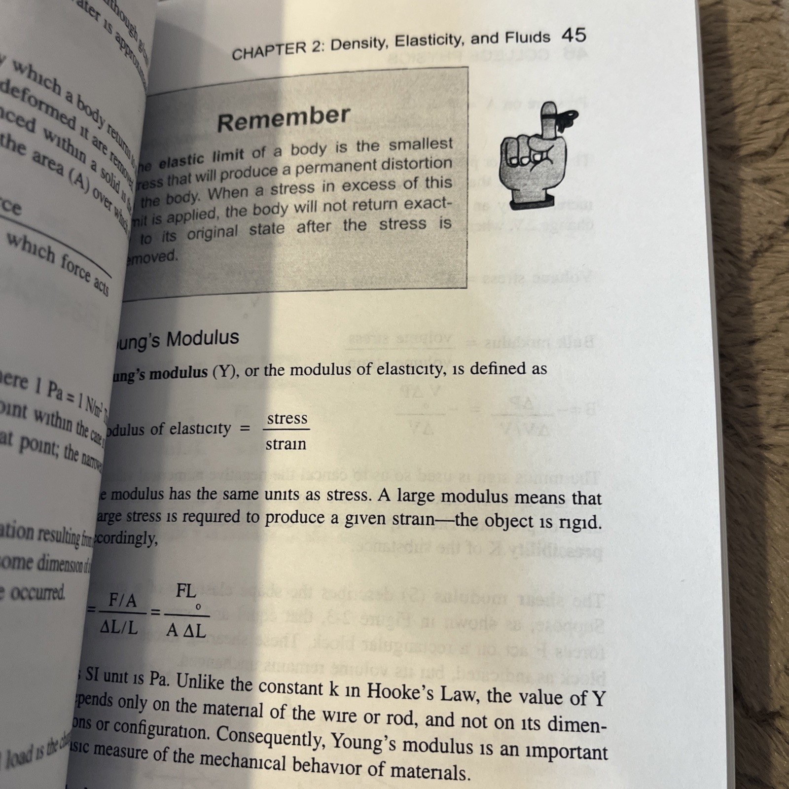 Schaum’s Easy Outlines Ser.: Schaum’s Easy Outline of College Physics #2604