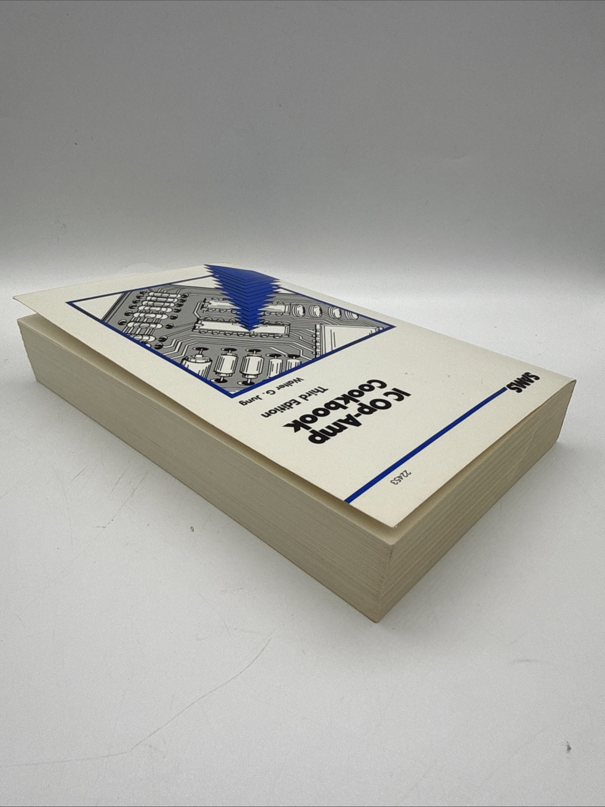 SAMS IC Op-Amp Cookbook by Walter G Jung Third Edition 1988 Paperback VG