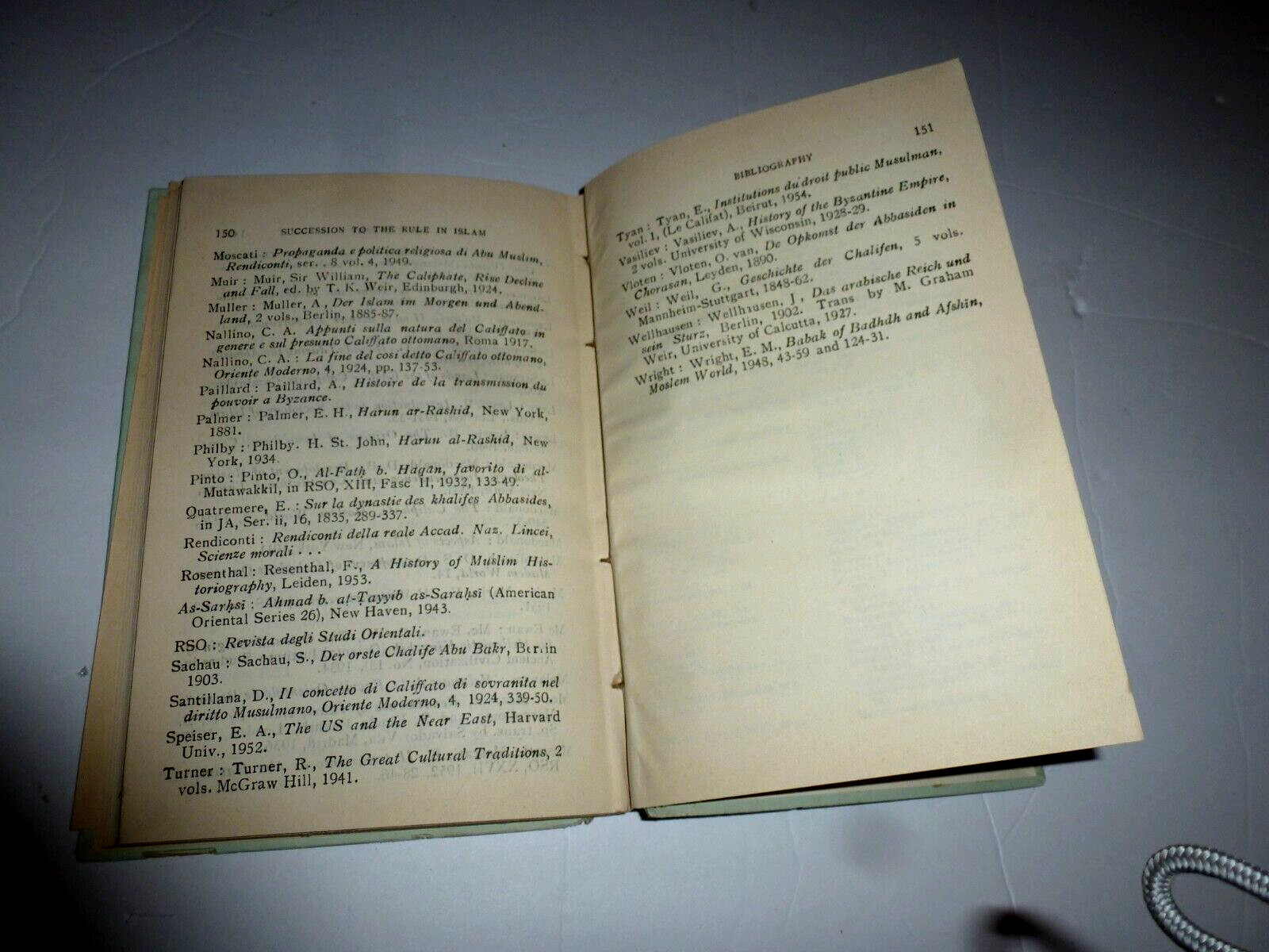 RARE Succession to the Rule in Islam Anwar G. Chejne Published in Pakistan 1960