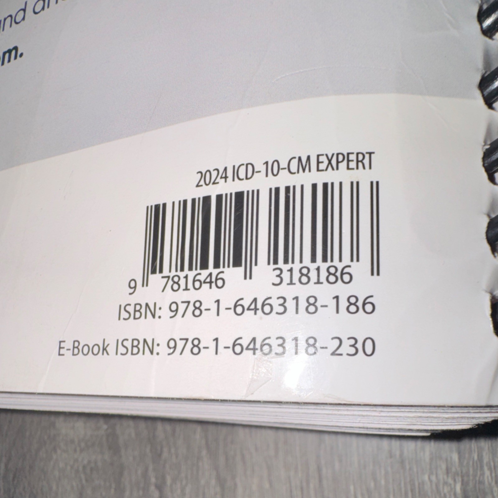 AAPC ICD-10-CM Expert 2024 Spiral Bound Diagnosis Codes Medical Textbook
