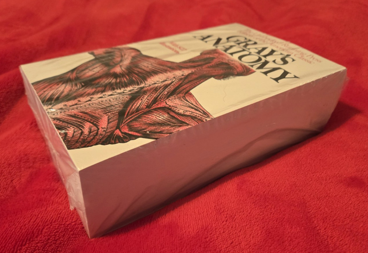 Unabridged Running Press Ed of Gray’s Anatomy by Gray, Henry 827 Illustrations