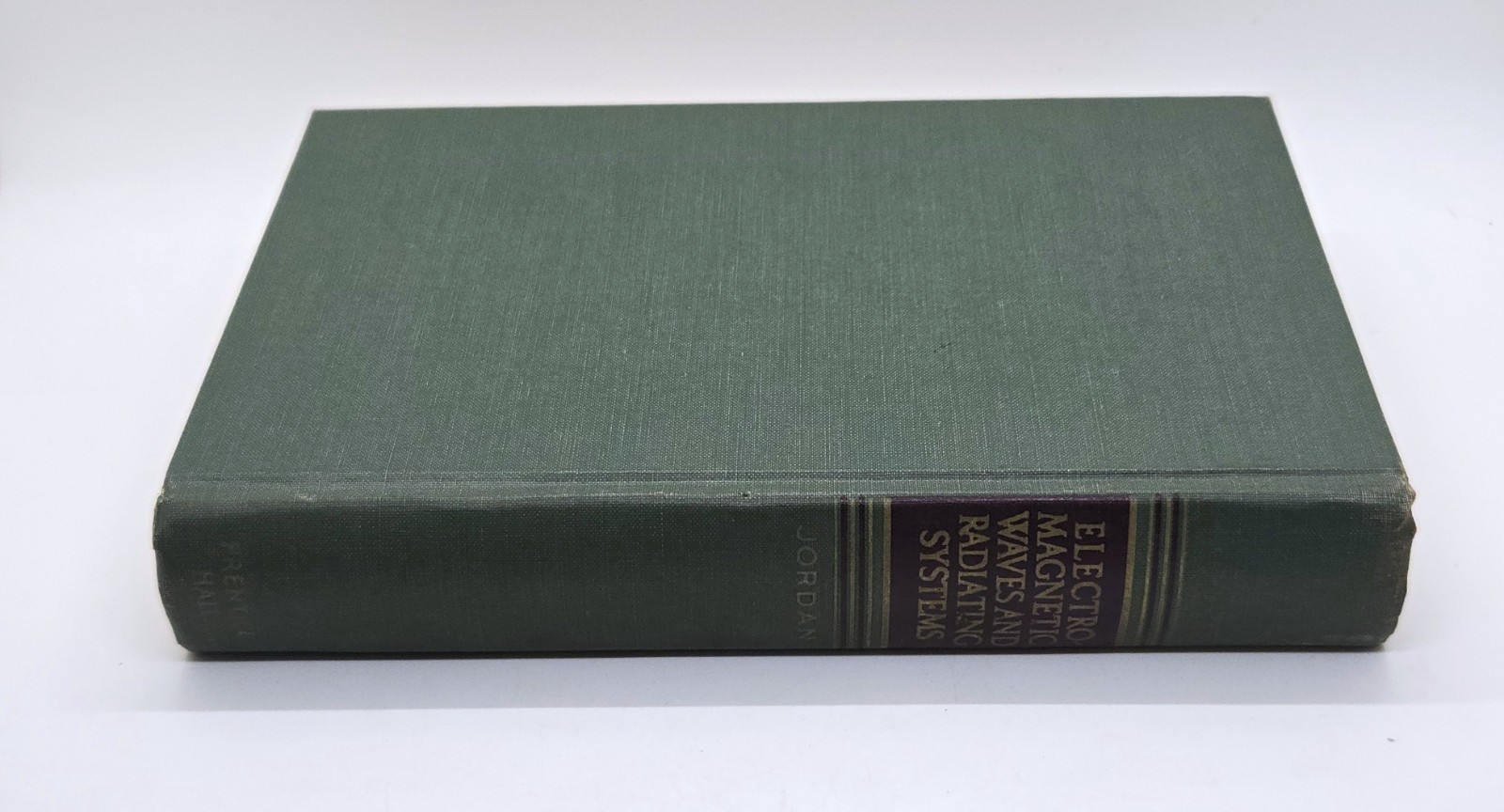 Electromagnetic Waves and Radiating Systems Jordan 1958 HC