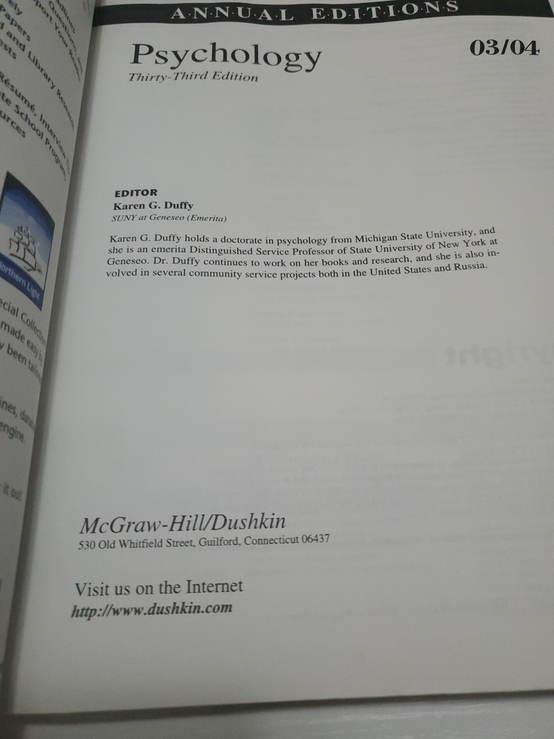 Annual Editions Psychology 03/04 Dushkin McGraw Hill Trade Paperback Textbook
