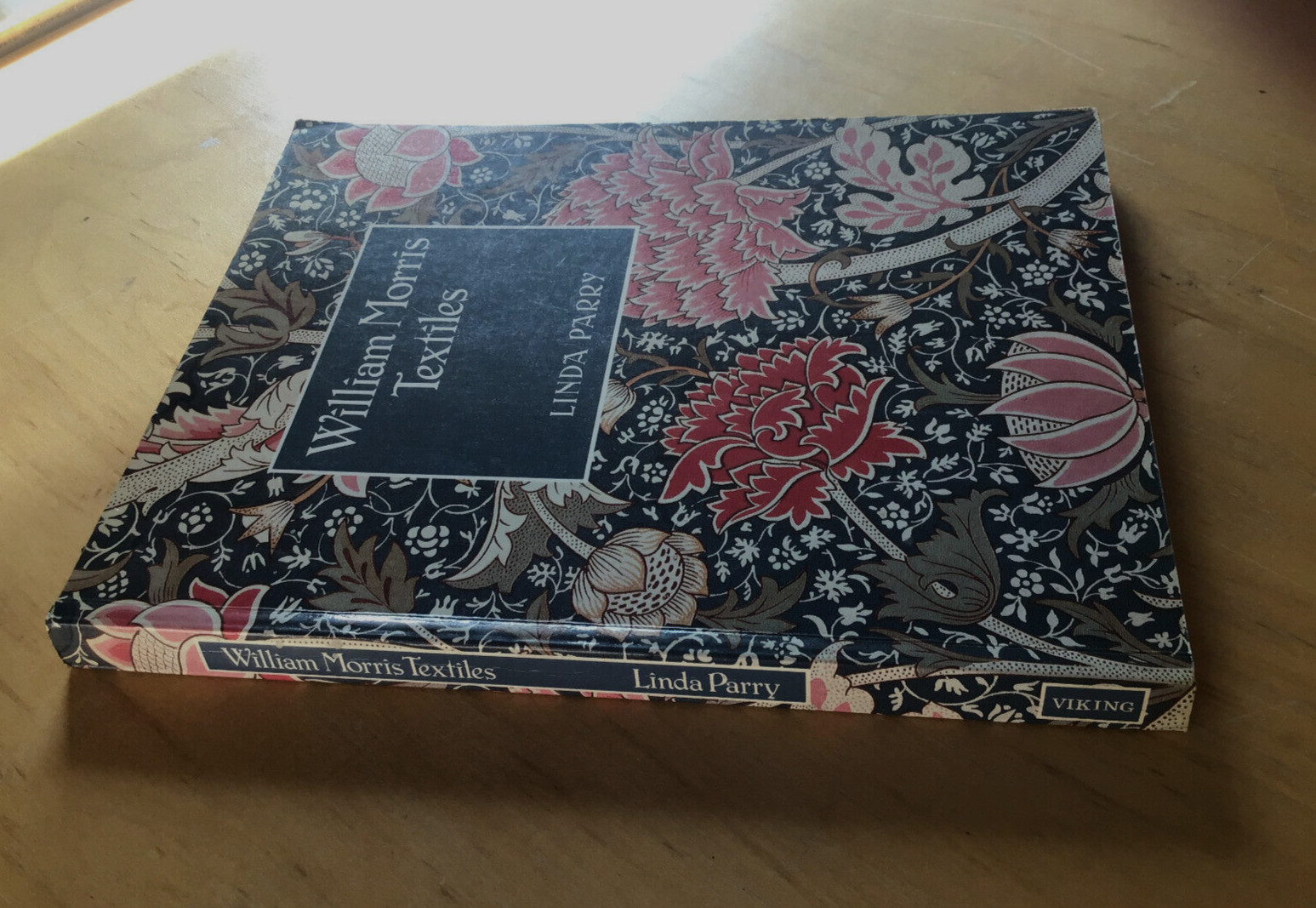 William Morris Textiles by Parry, Linda Paperback Book The Fast Free Shipping