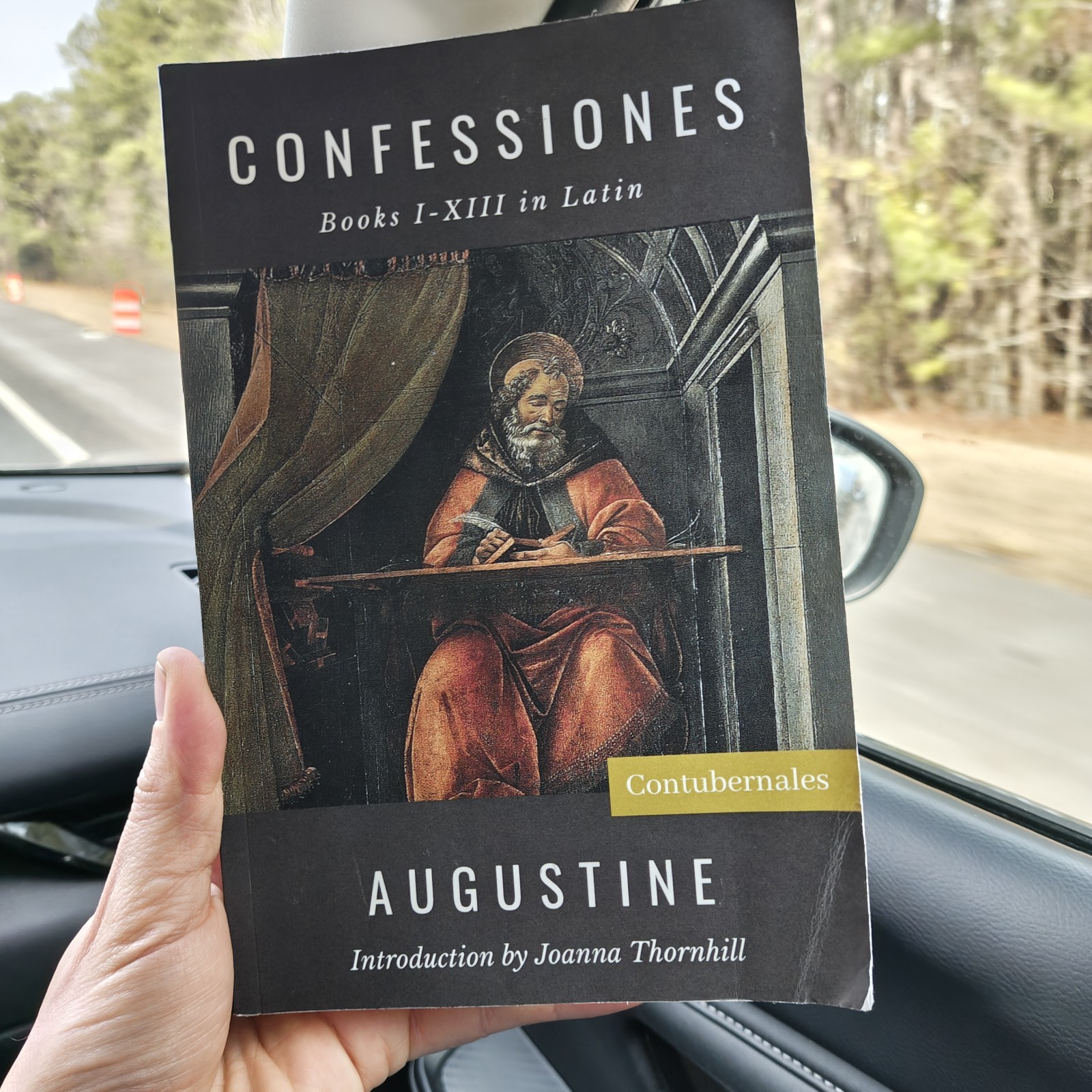 IN LATIN The Confessions: Saint Augustine 2023 9781961822054 Damaged Back Cover