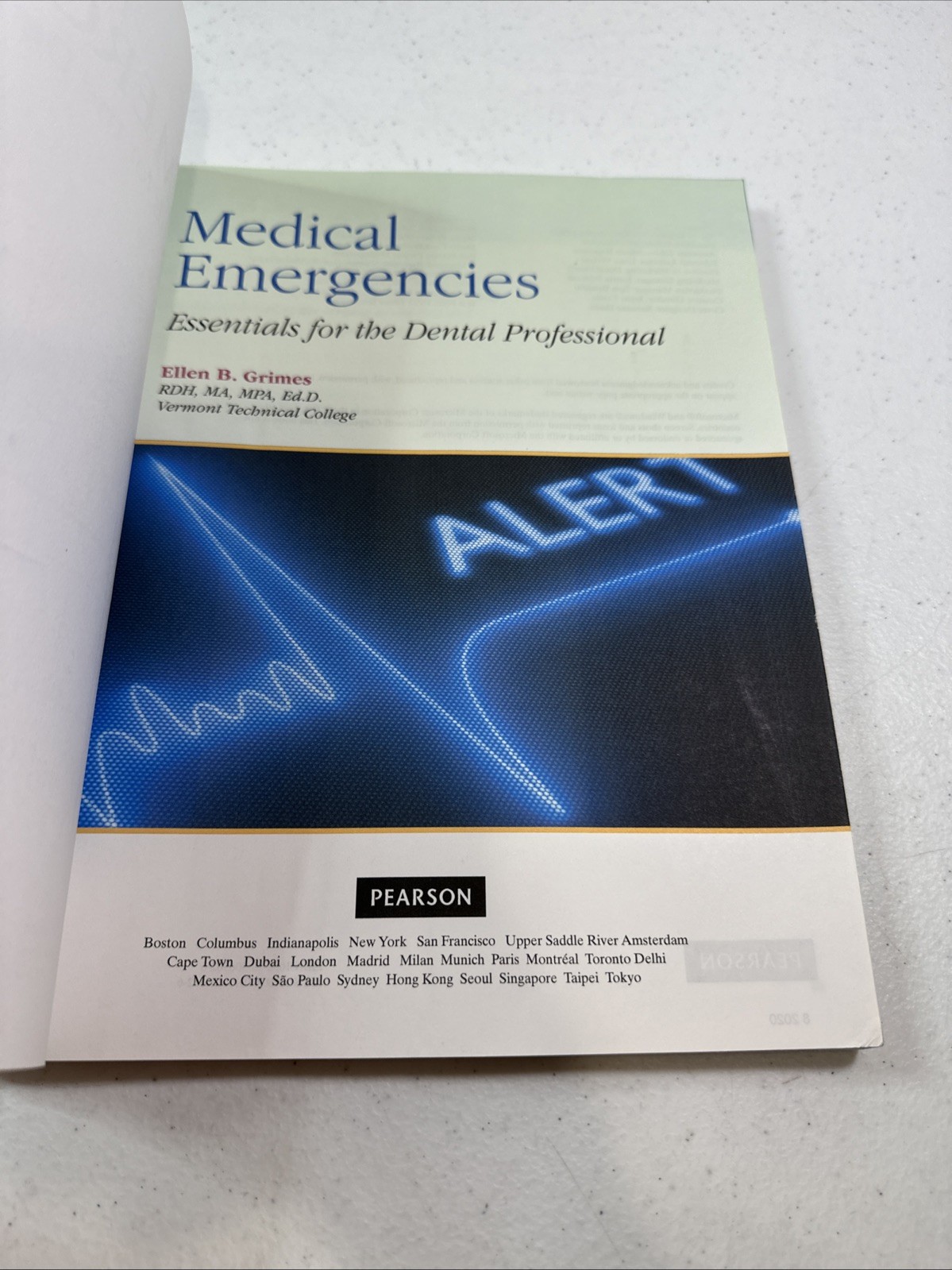 Medical Emergencies: Essentials for – Paperback, by Grimes Ellen – Good