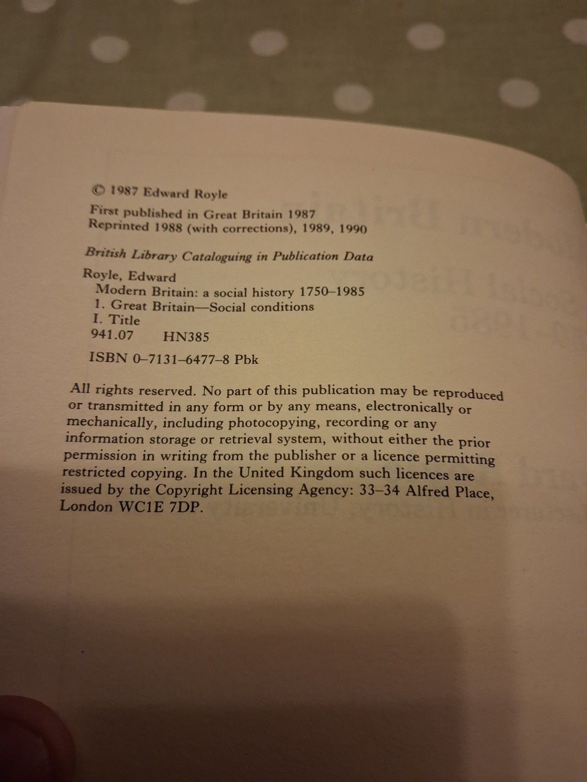 Modern Britain: A Social History, 1750-1985 – Edward Royle – 1990 – Good