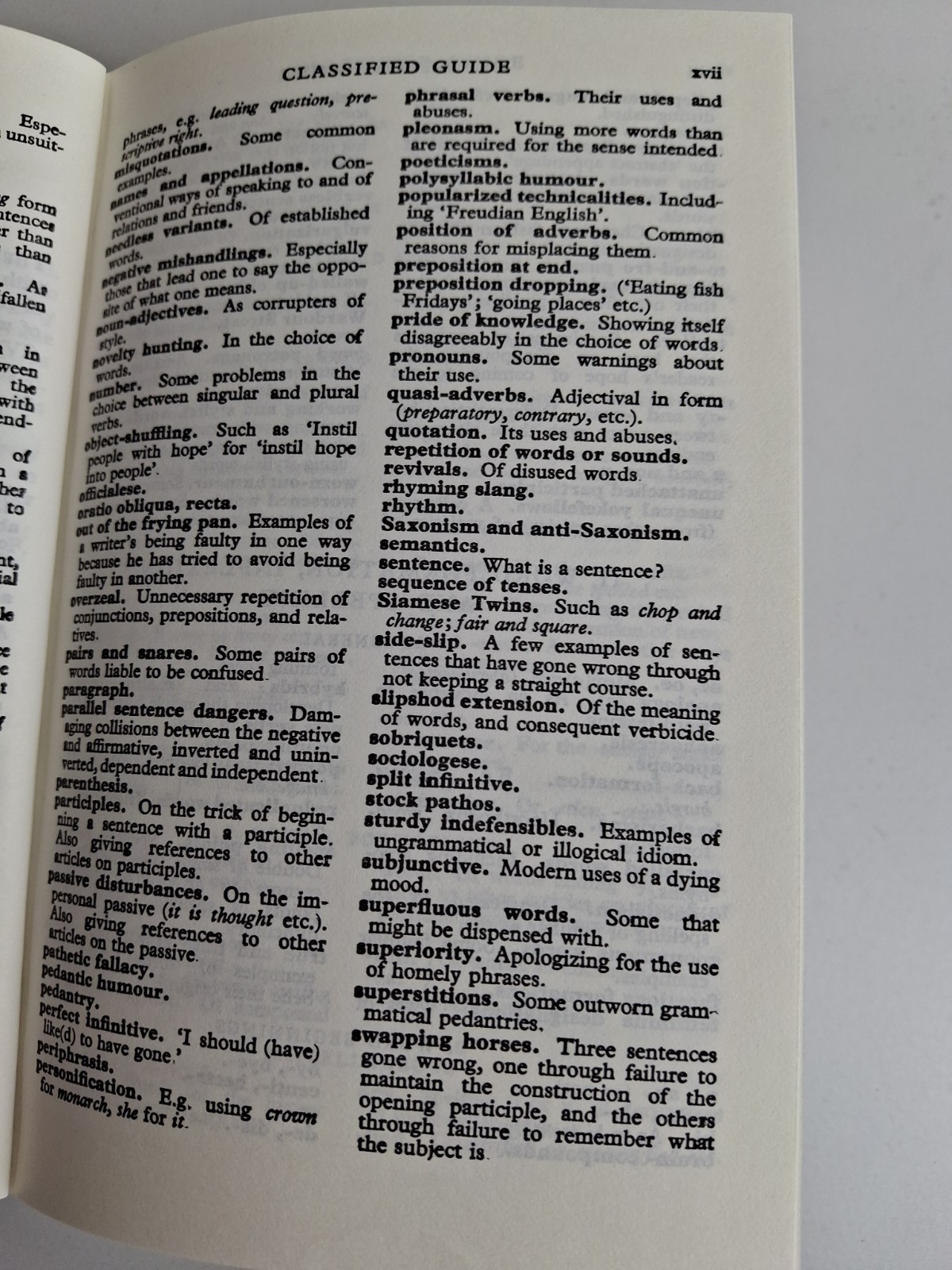 Fowler’sModern English Usage second edition bu HW Fowler K750