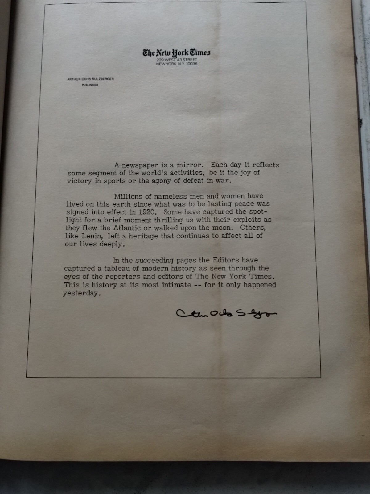 THE NEW YORK TIMES PAGE ONE Major Events 1920-1983 292 pages Hard Back 15.5X11.5