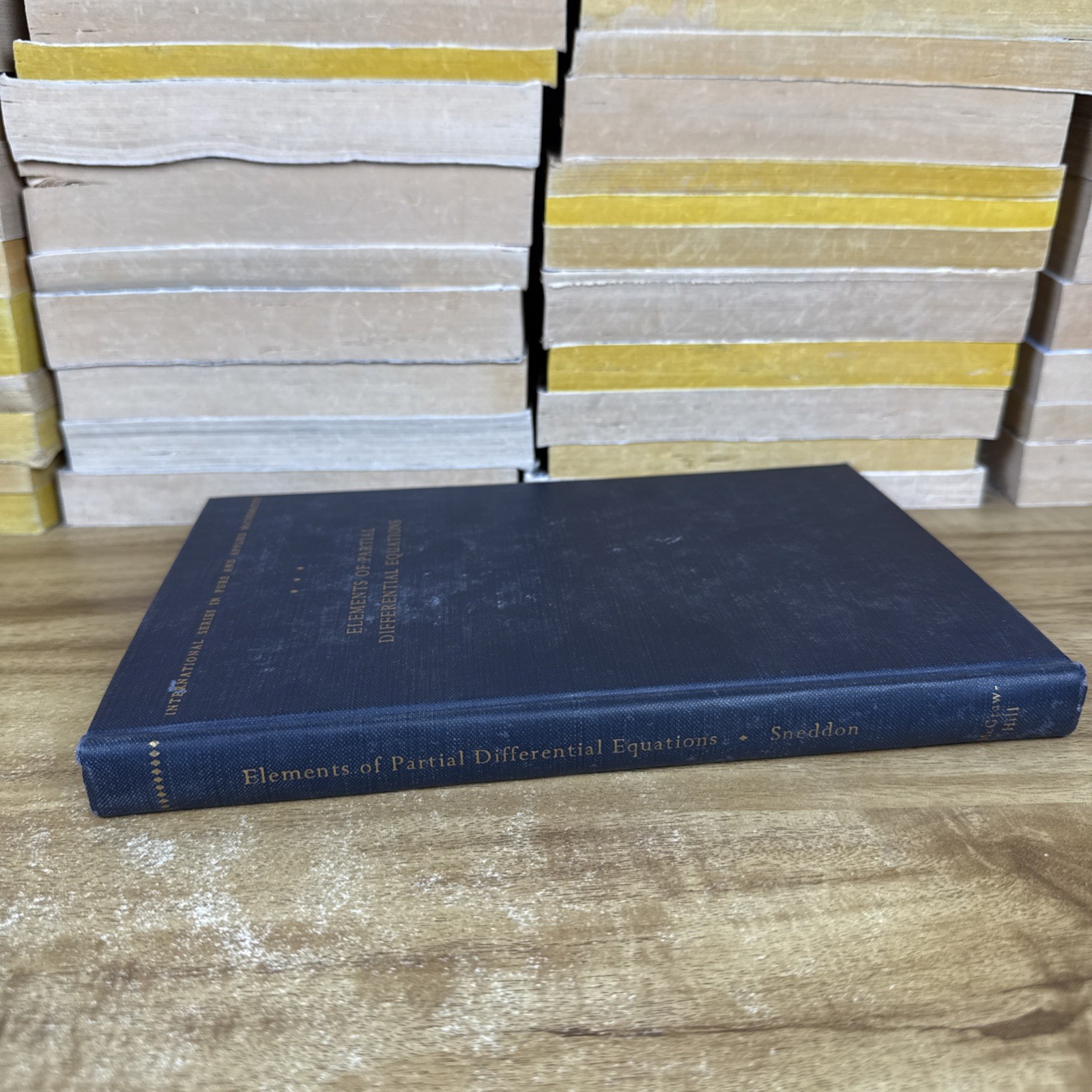 Elements Of Partial Differential Equations VTG 1957 HC Mathematics Calculus
