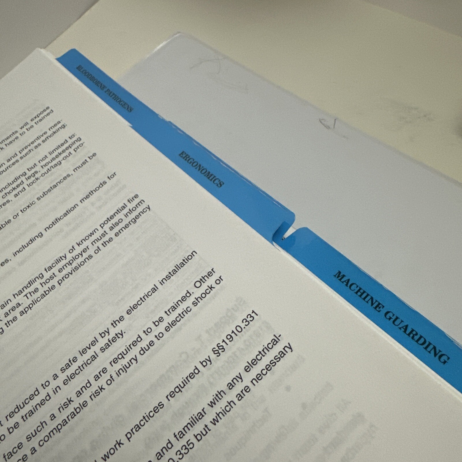 OSHA Compliance Manual 2007 Binder J.J. Keller Key Safety Topics 34-M 1066