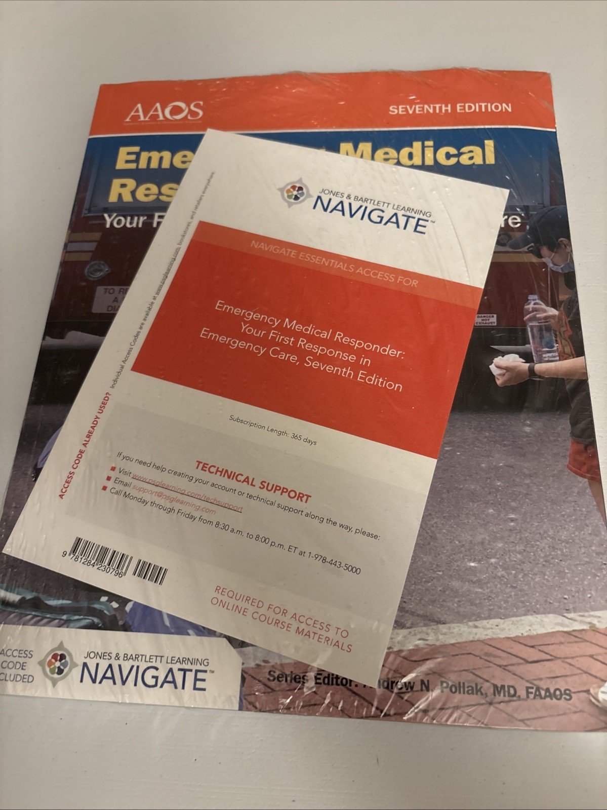 Emergency Medical Responder Workbook by AAOS Seventh Edition With Access Code