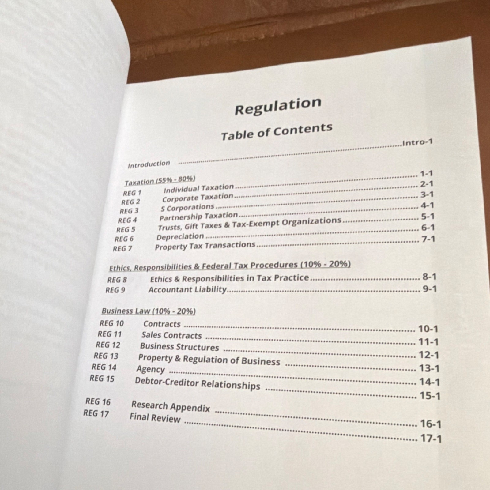 UWorld Roger CPA Review REG Regulation 2022 Ed. Roger Philipp [Paperback]