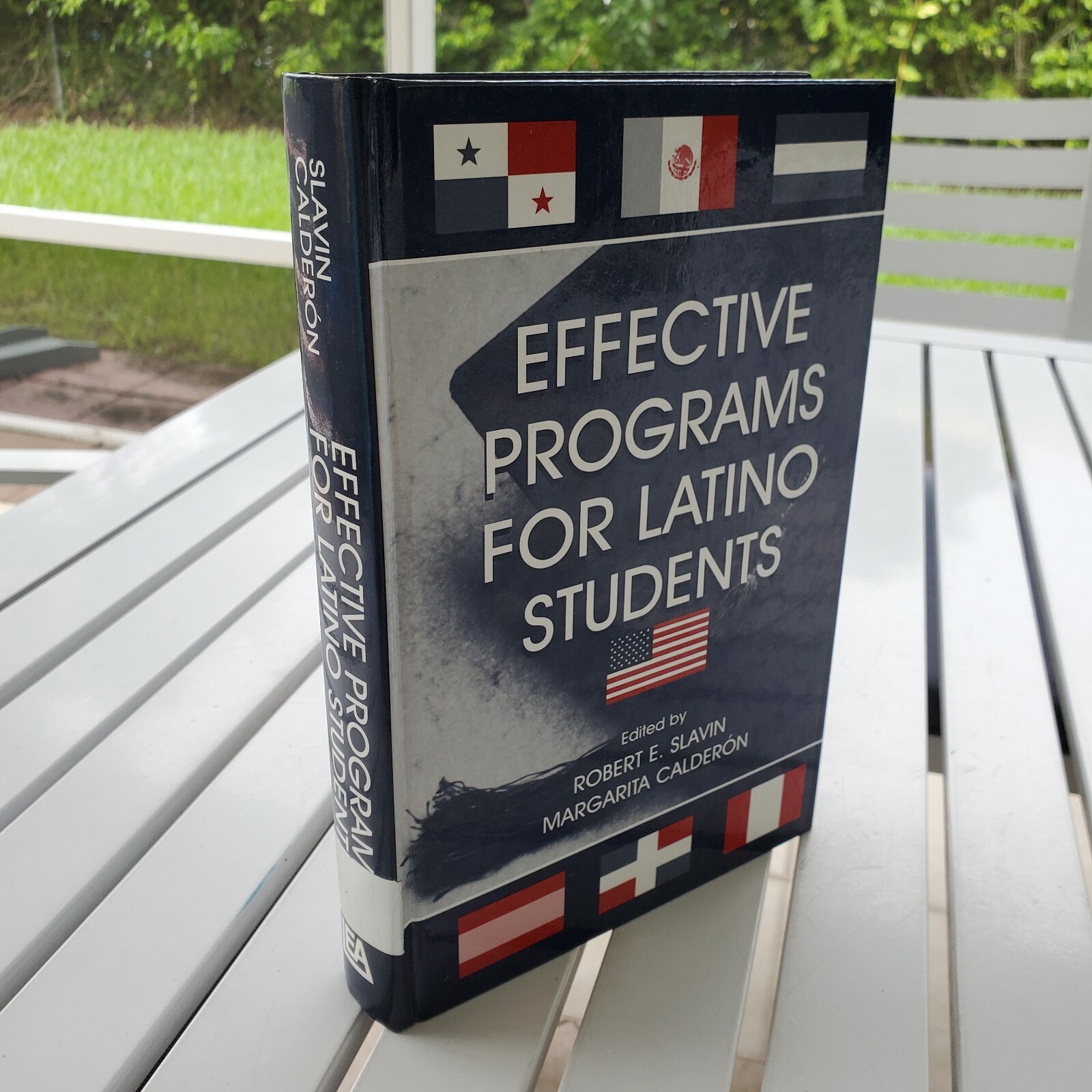 EFFECTIVE PROGRAMS FOR LATINO STUDENTS BY ROBERT E. SLAVIN 2001