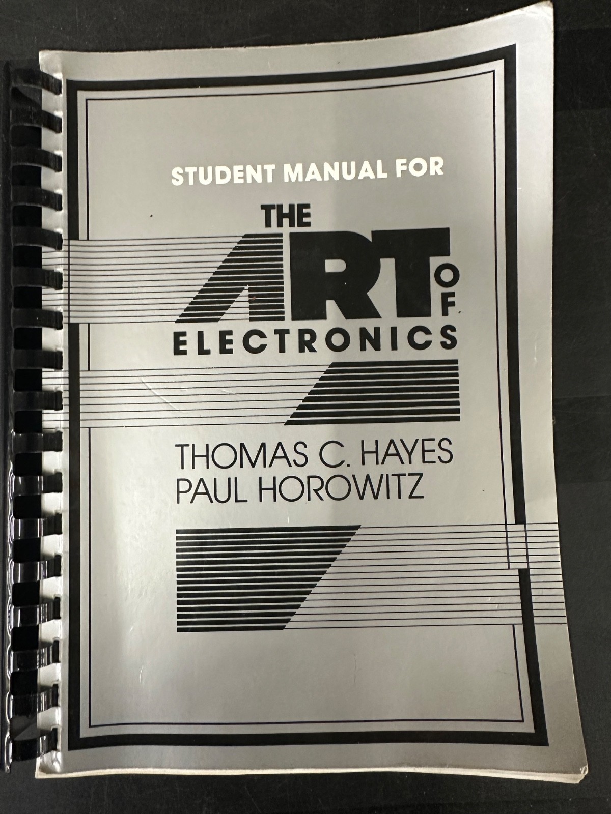 The Art of Electronics by Paul Horowitz & Winfield Hill + Student Manual (1989)