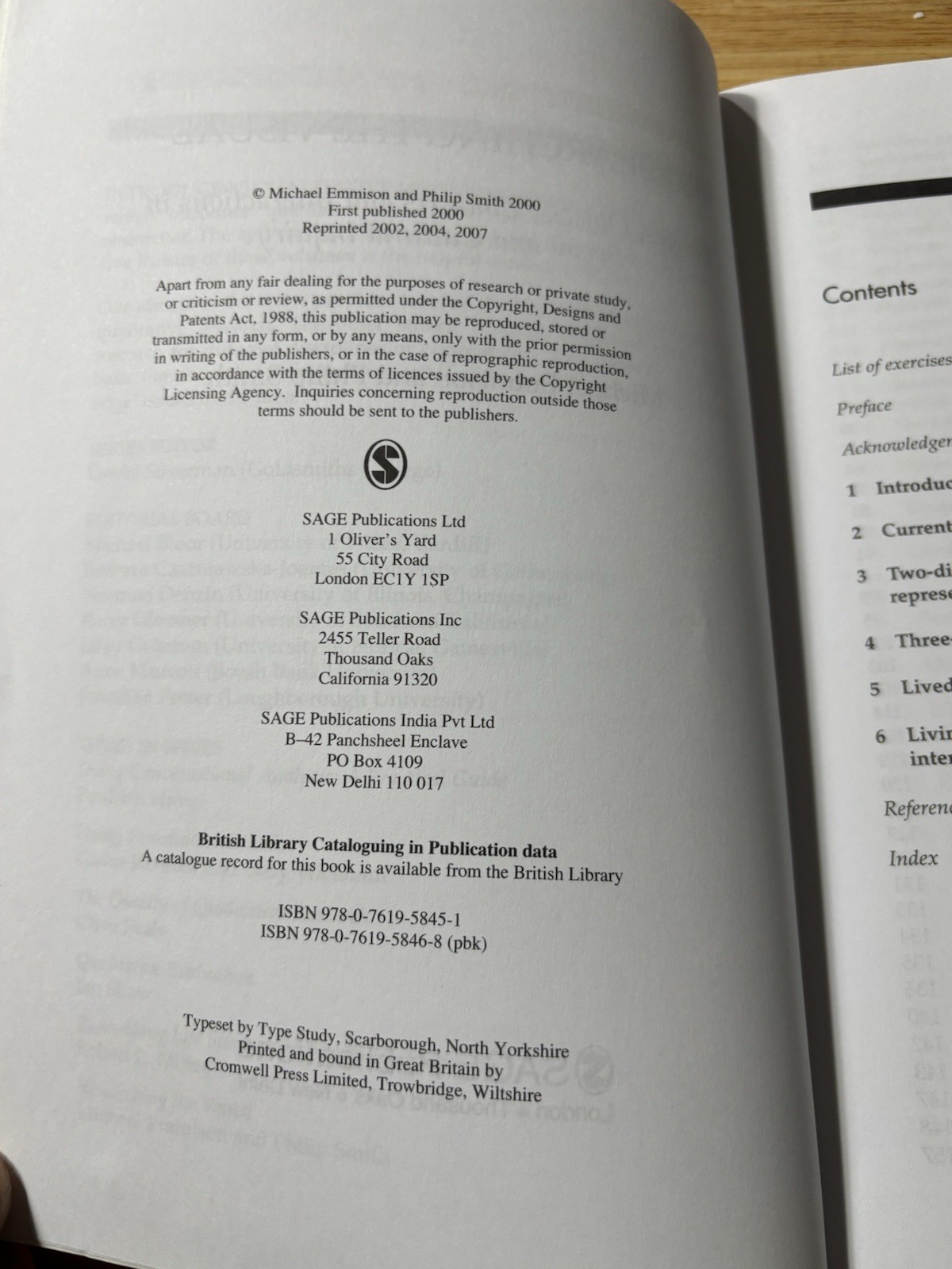 Researching the Visual: Introducing Qualitative Methods, 1st edition Paperback ￼