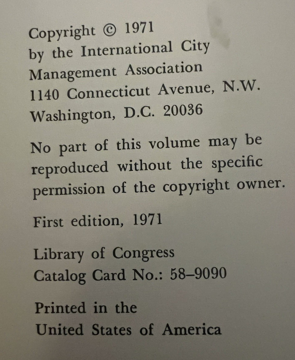 ICMA Municipal Management Series Hardcover Gold Lettering Starter Set 3/15