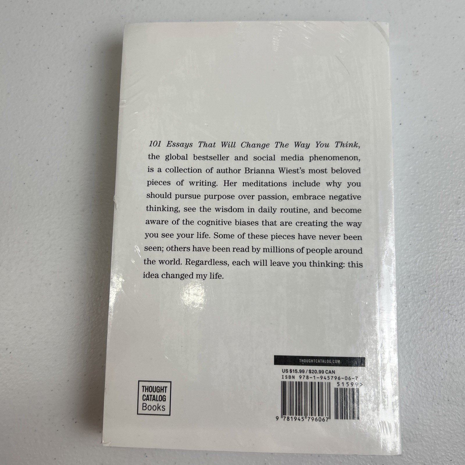 101 Essays That Will Change the Way You Think Book Brianna Wiest Paperback NEW