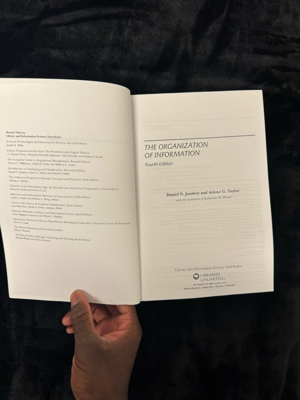 The Organization of Information by Daniel N. Joudrey: New