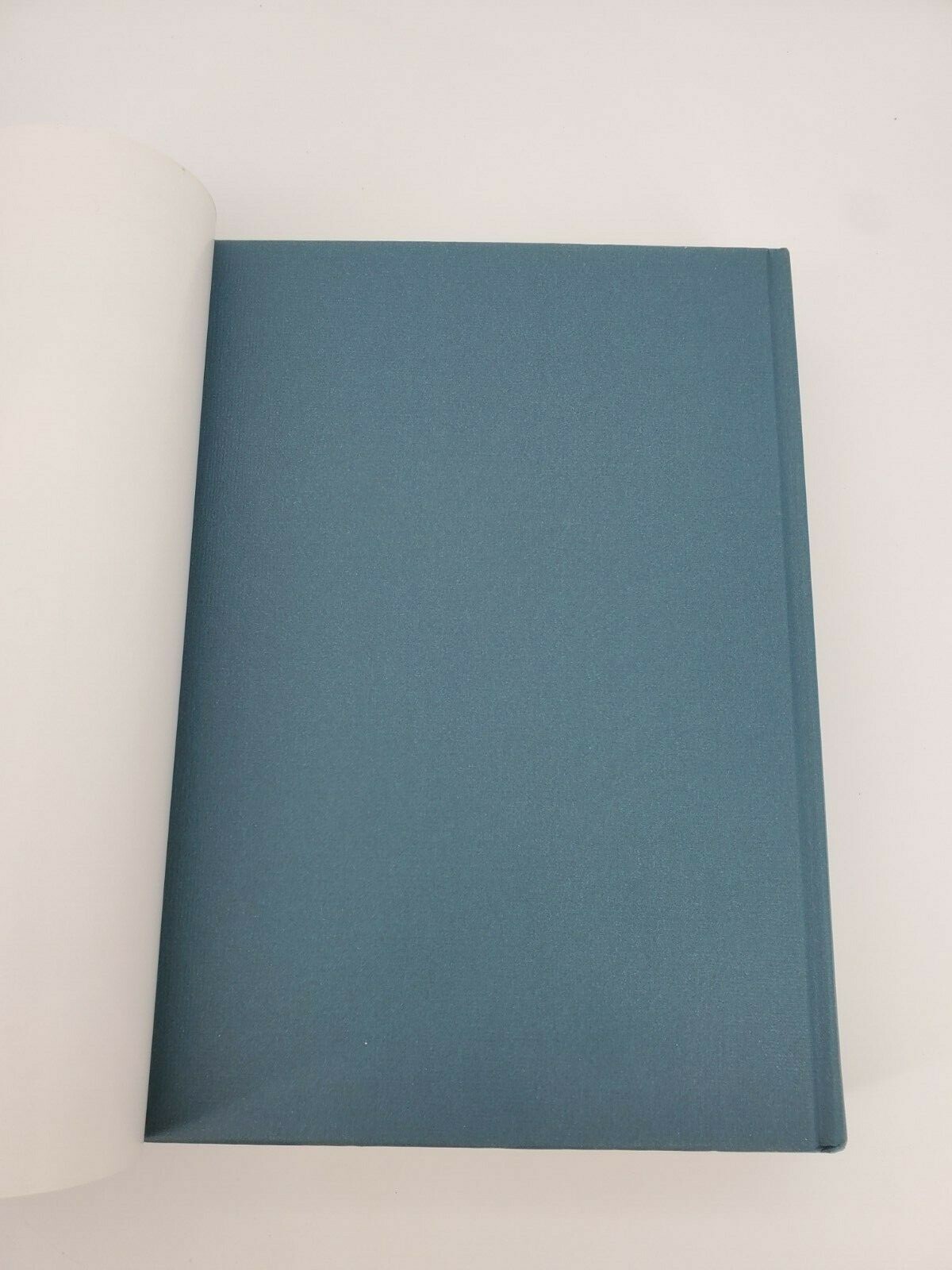 The Oxford Companion to Australian Military History 1995 Hardcover DJ