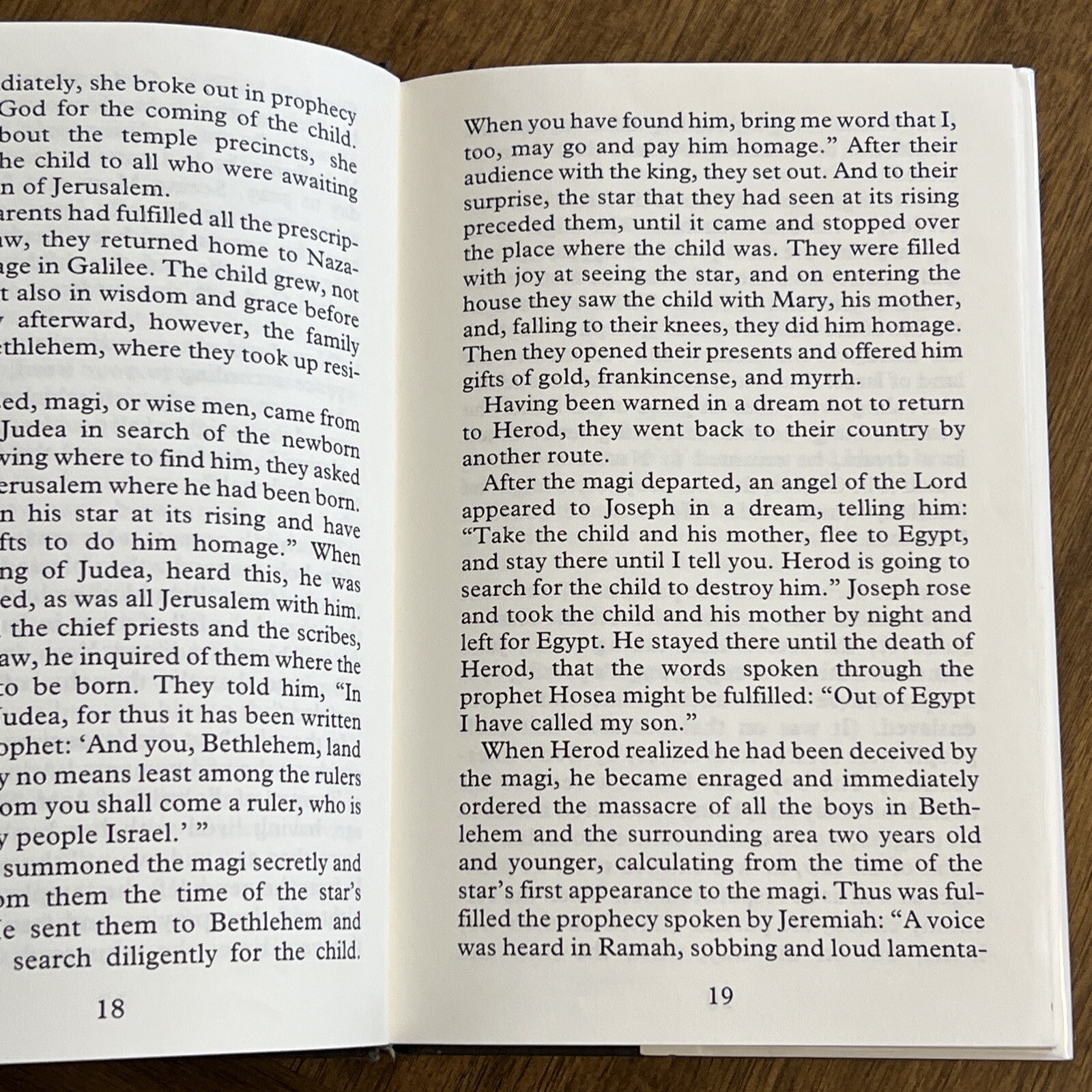 JOSEPH F. GIRZONE – JESUS: HIS LIFE AND TEACHINGS – LARGE PRINT HARDCOVER