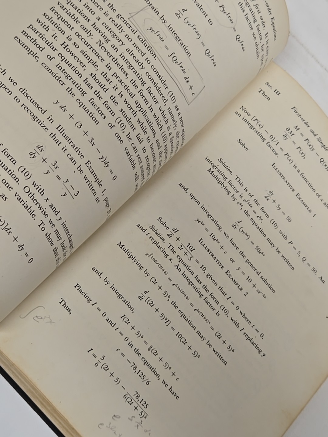 Applied Differential Equations Murray R Spiegel Prentice Hall 1958 Math Textbook