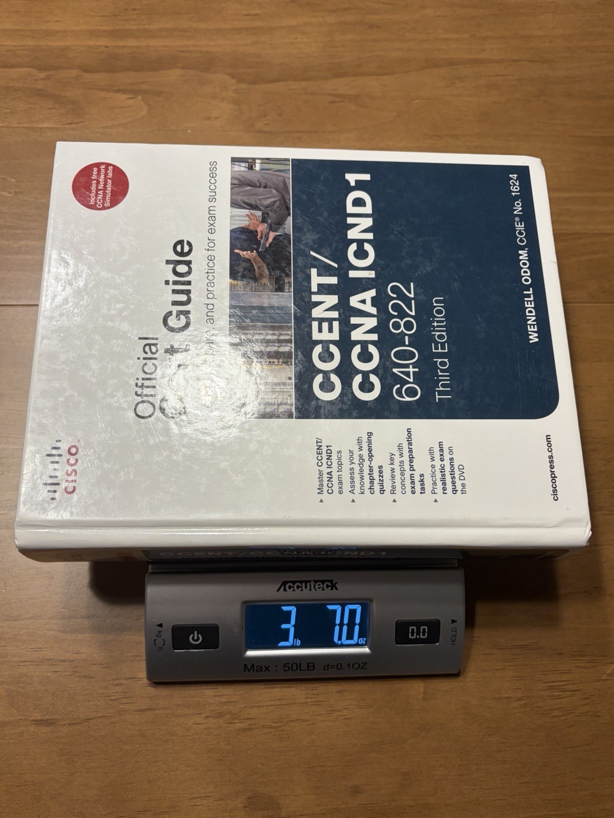 CCENT/CCNA ICND1 640-822 Official Cert Guide (3rd Edition) – VERY GOOD