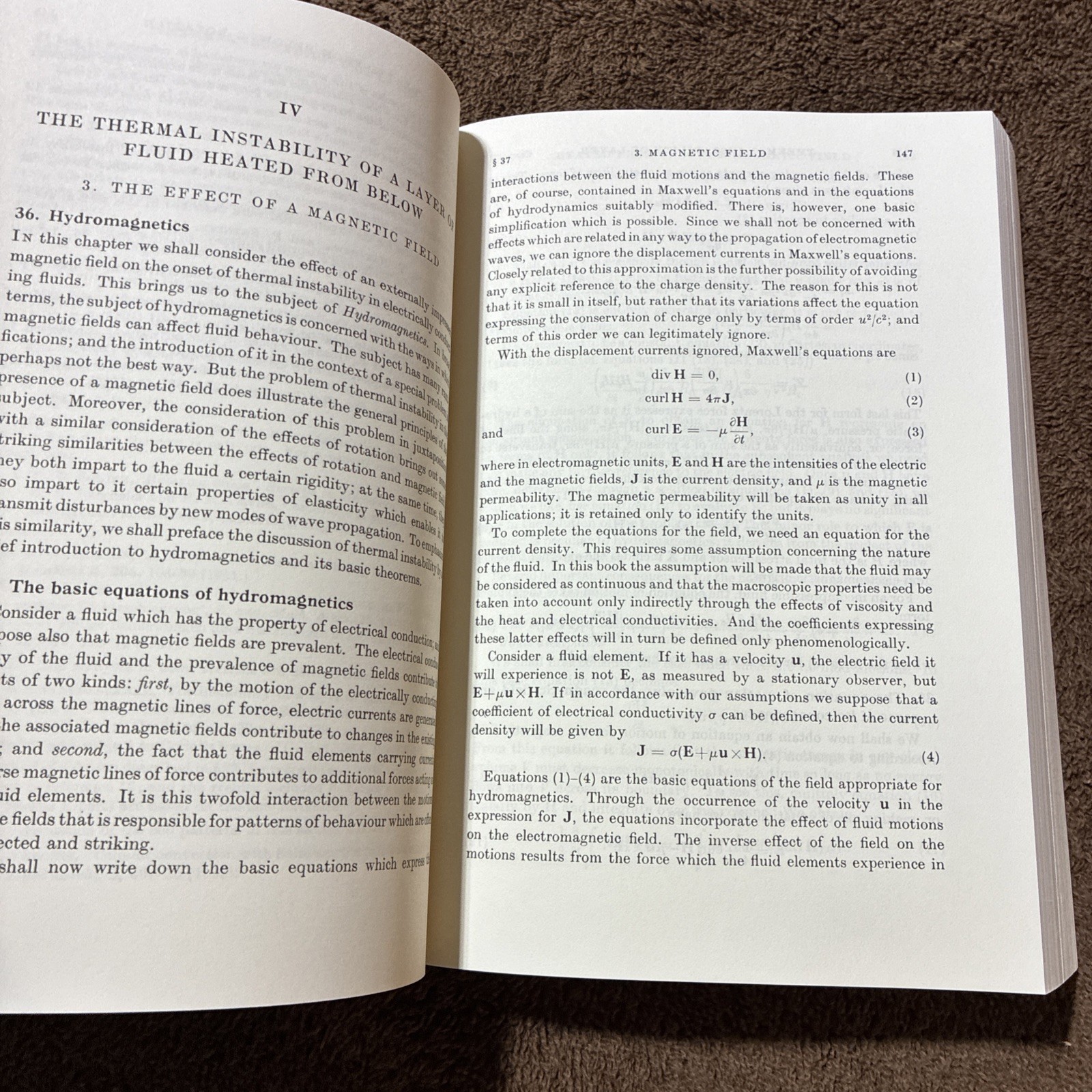 Hydrodynamic and Hydromagnetic Stability (1981 Trade Paperback) Dover