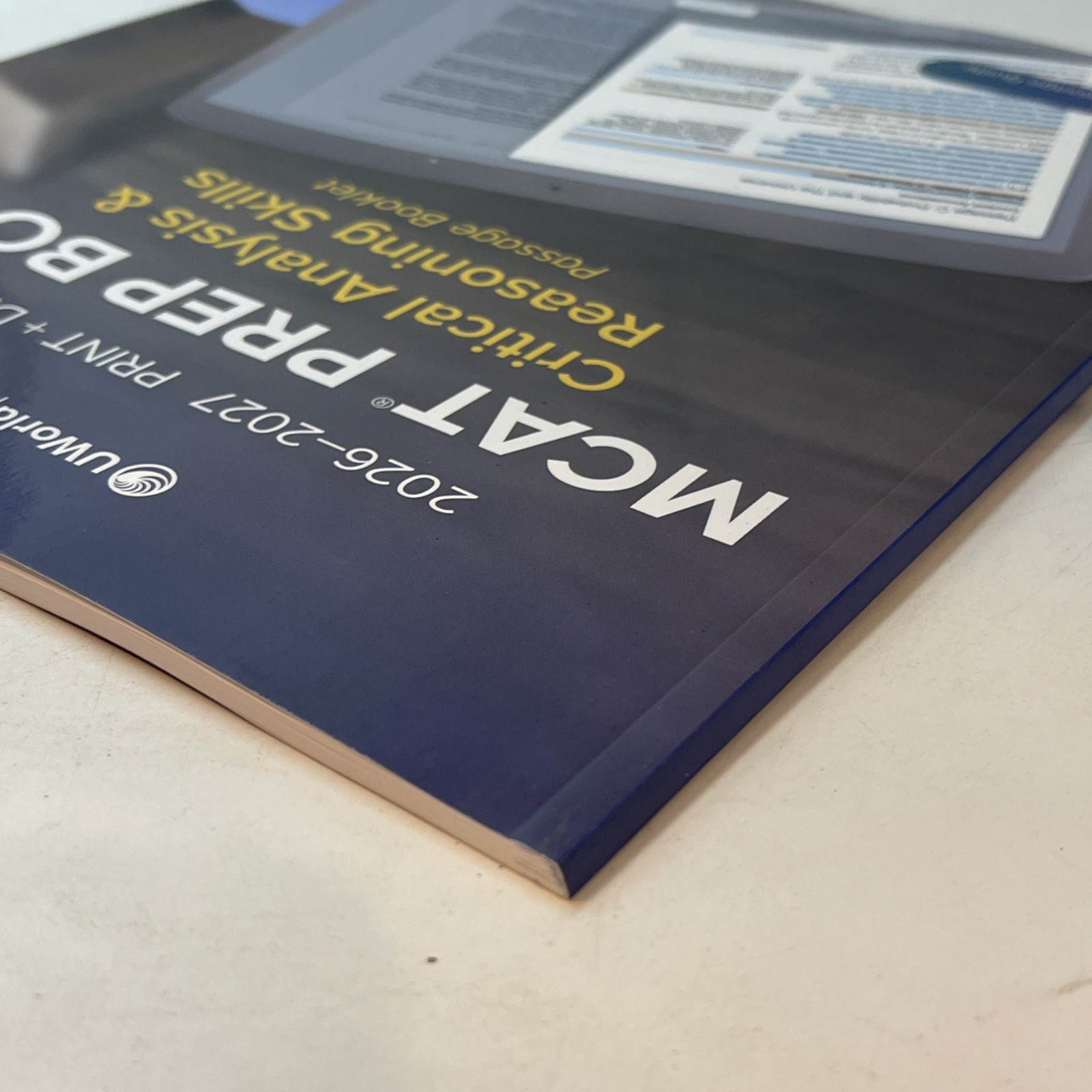 UWorld (GRAD SCHOOL) – MCAT Prep Book – 2026-2027 (Passage Booklet)