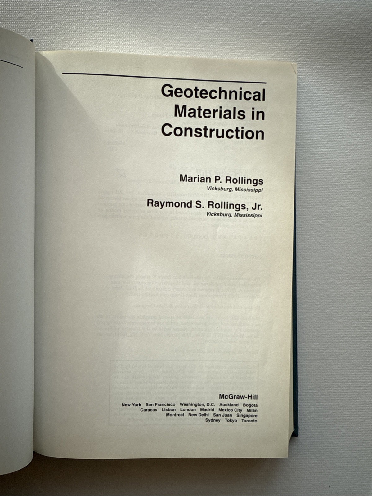 Mcgraw-Hill Construction Ser.: Geotechnical Materials in Construction by Marion