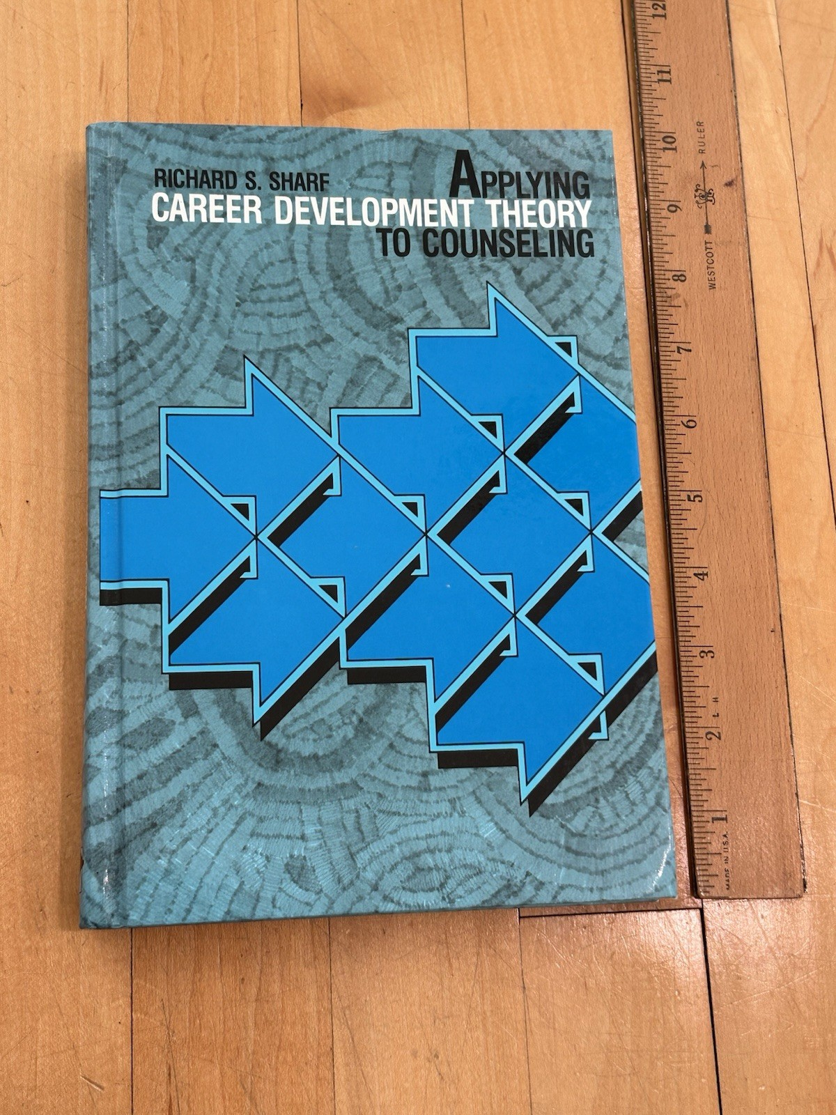 Applying Career Development Theory to Counseling by Sharf R.S. Copy 1992 HC NOS