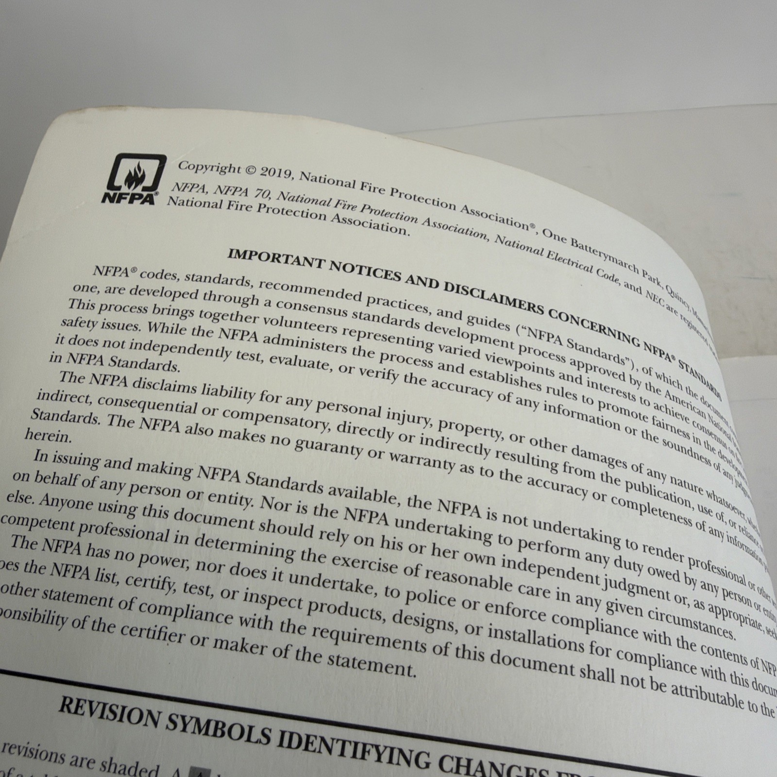 2020 NFPA 70 National Electrical Code Paperback