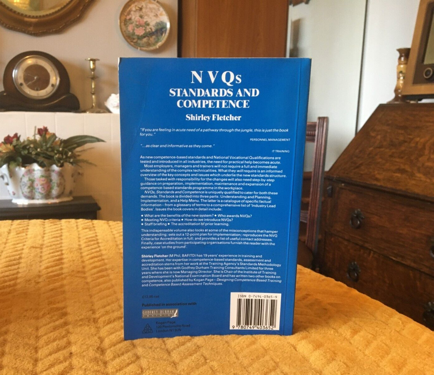 NVQ’s STANDARDS AND COMPETENCE SHIRLEY FLETCHER – KOGAN PAGE 1991
