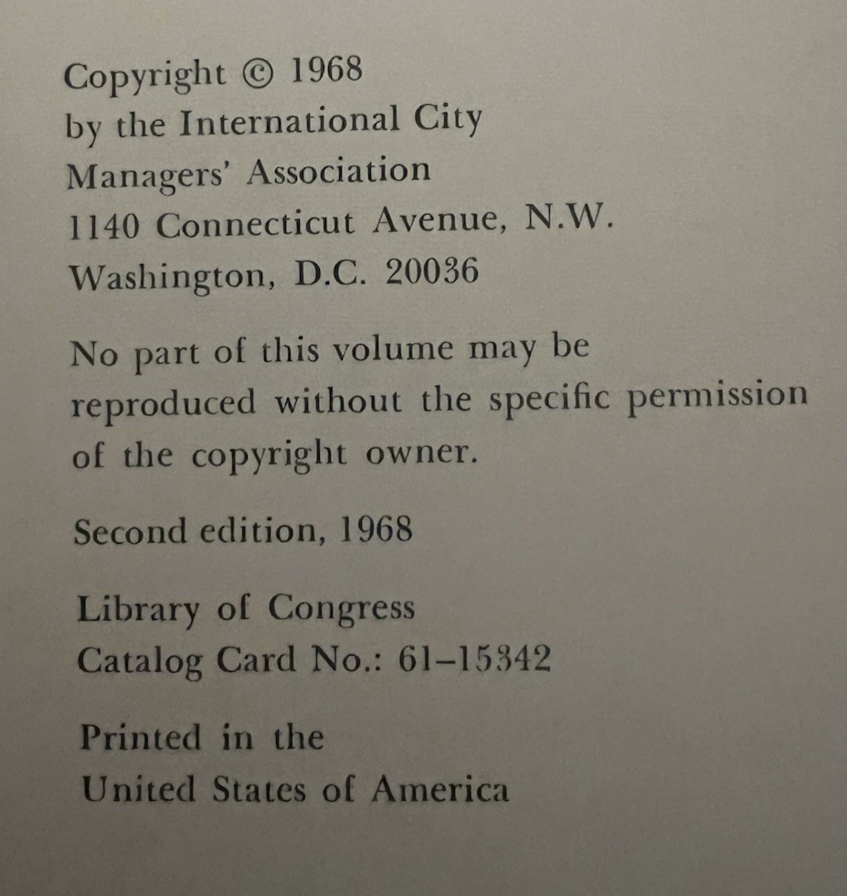 ICMA Municipal Management Series Hardcover Gold Lettering Starter Set 3/15