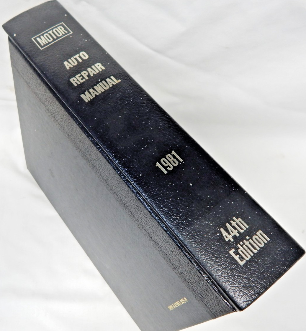 Motor Auto Repair Manual 1982 Large Hardback Cover Car Service Book Maintenance