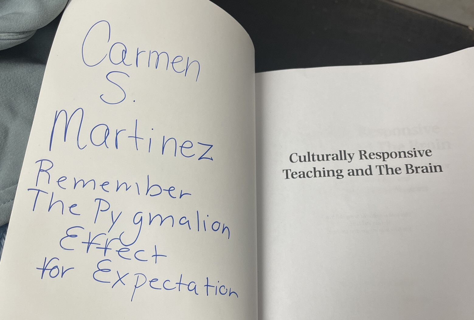 CULTURALLY RESPONSIVE TEACHING Hammond Writing Inside Front Cover Shown In Photo