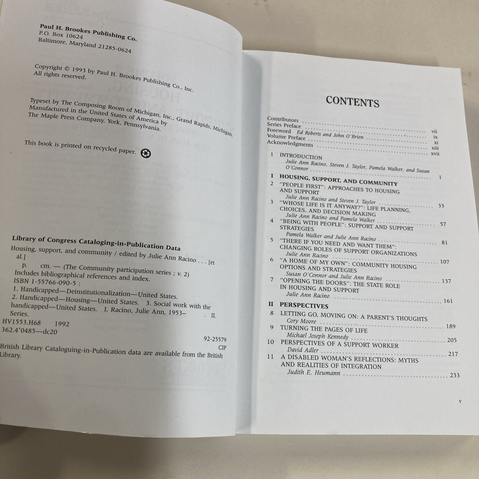 Housing, Support, and Community Vol. 2 SC 1992 Brookes Publ Ex lib Good