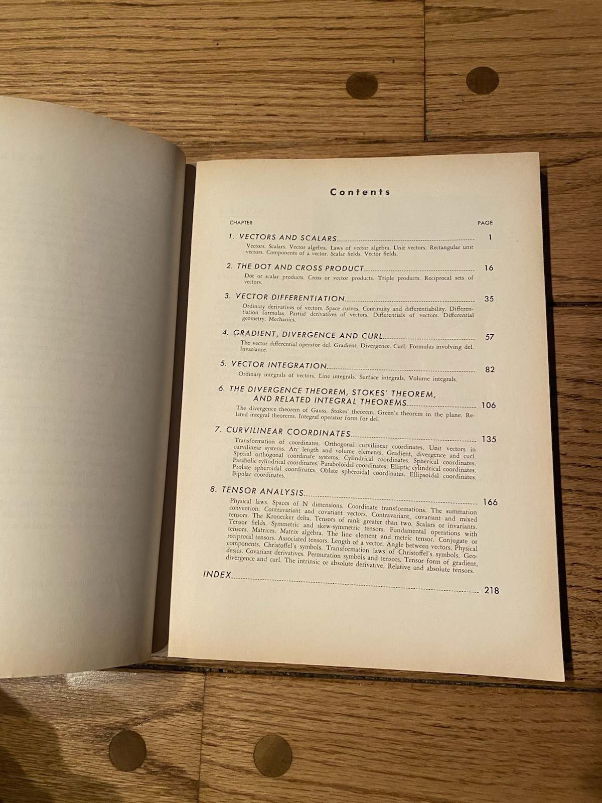 Schaum’s Outline Ser.: Schaum’s Outline of Vector Analysis -Murray R. Spiegel