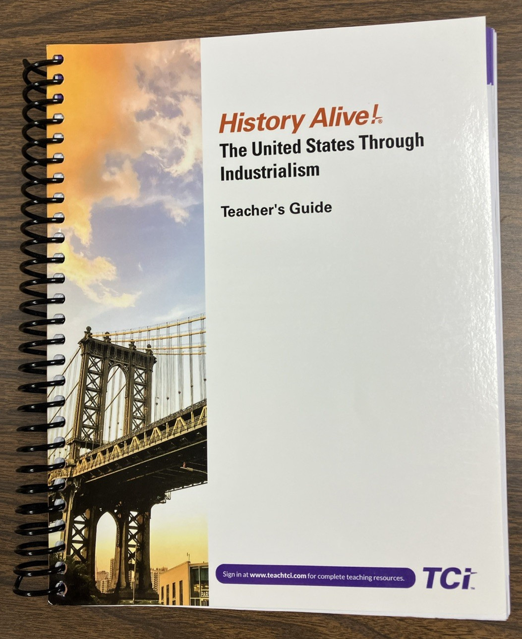 LOT History Alive! U.S. Through Industrialism 3e Teacher / Student/ 2 Notebooks