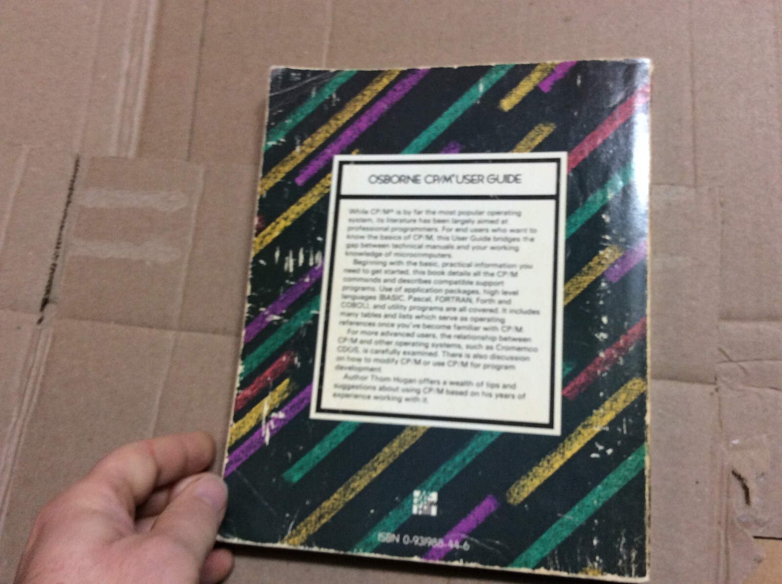 Vintage Osborne CP/M User Guide by Thom Hogan 1981