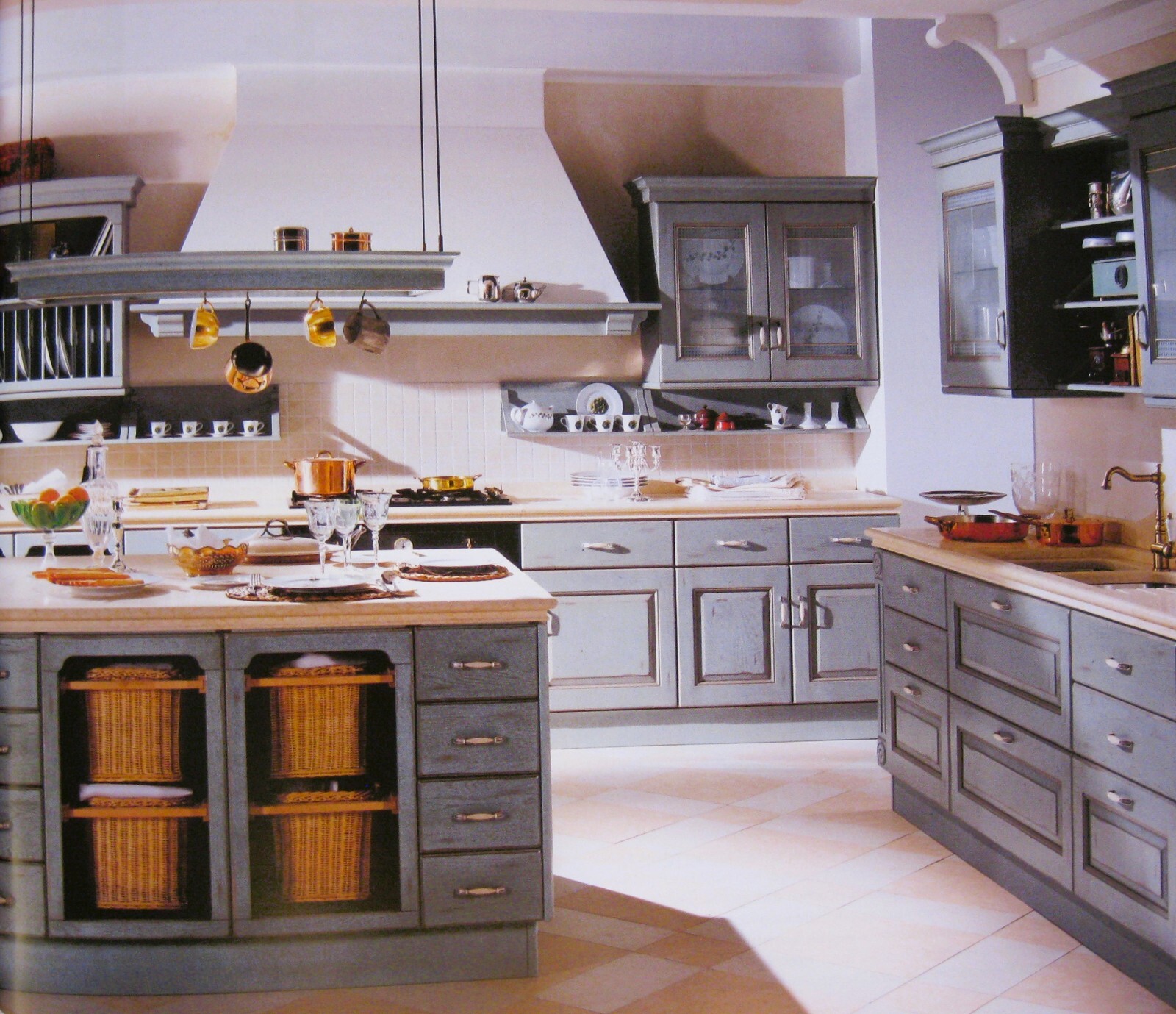 THE KITCHEN History Culture Lifestyle Rita Mielke Interior Design Decorating HC