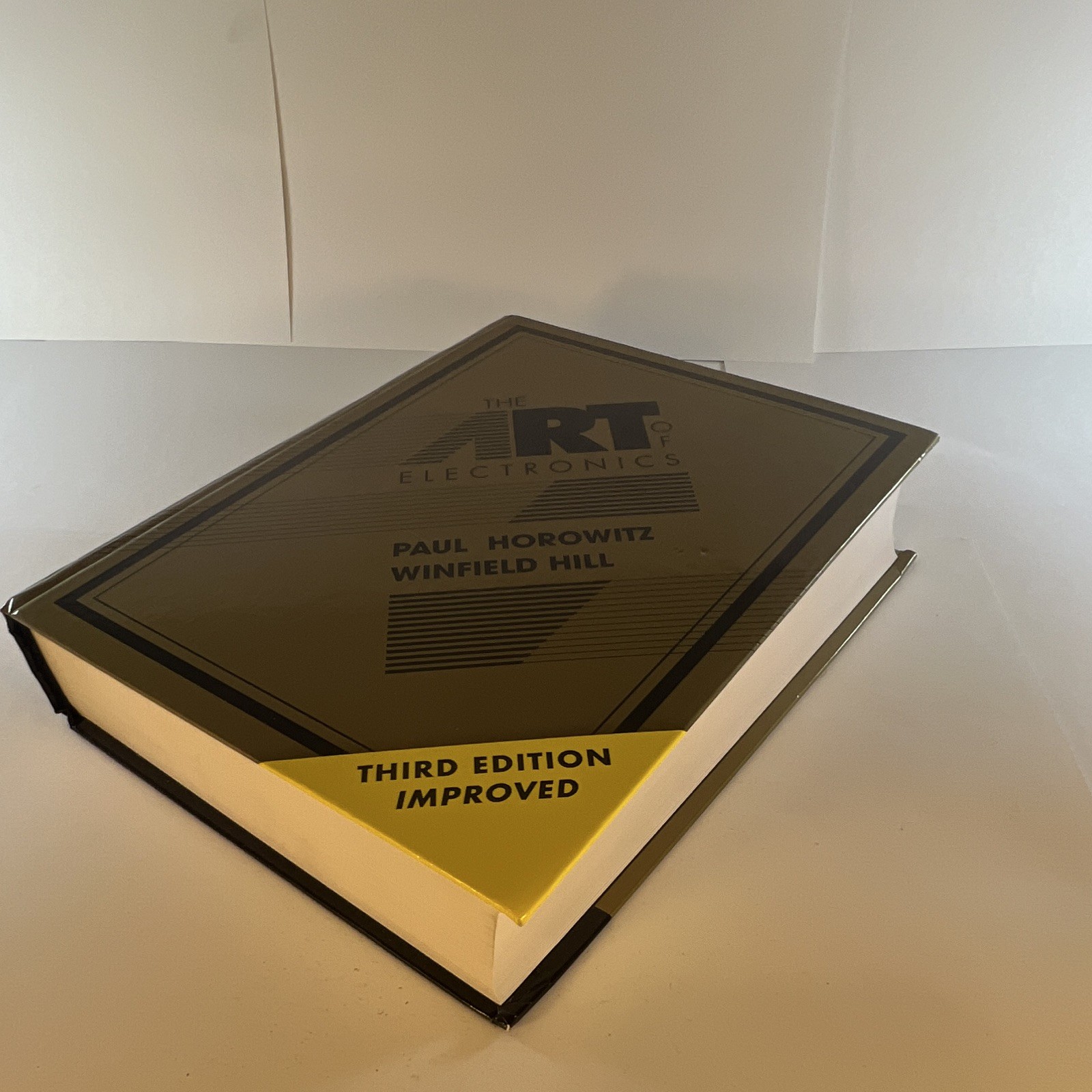 The Art of Electronics 3rd Ed Horowitz/Hill 2015 HC Cambridge Univ Press
