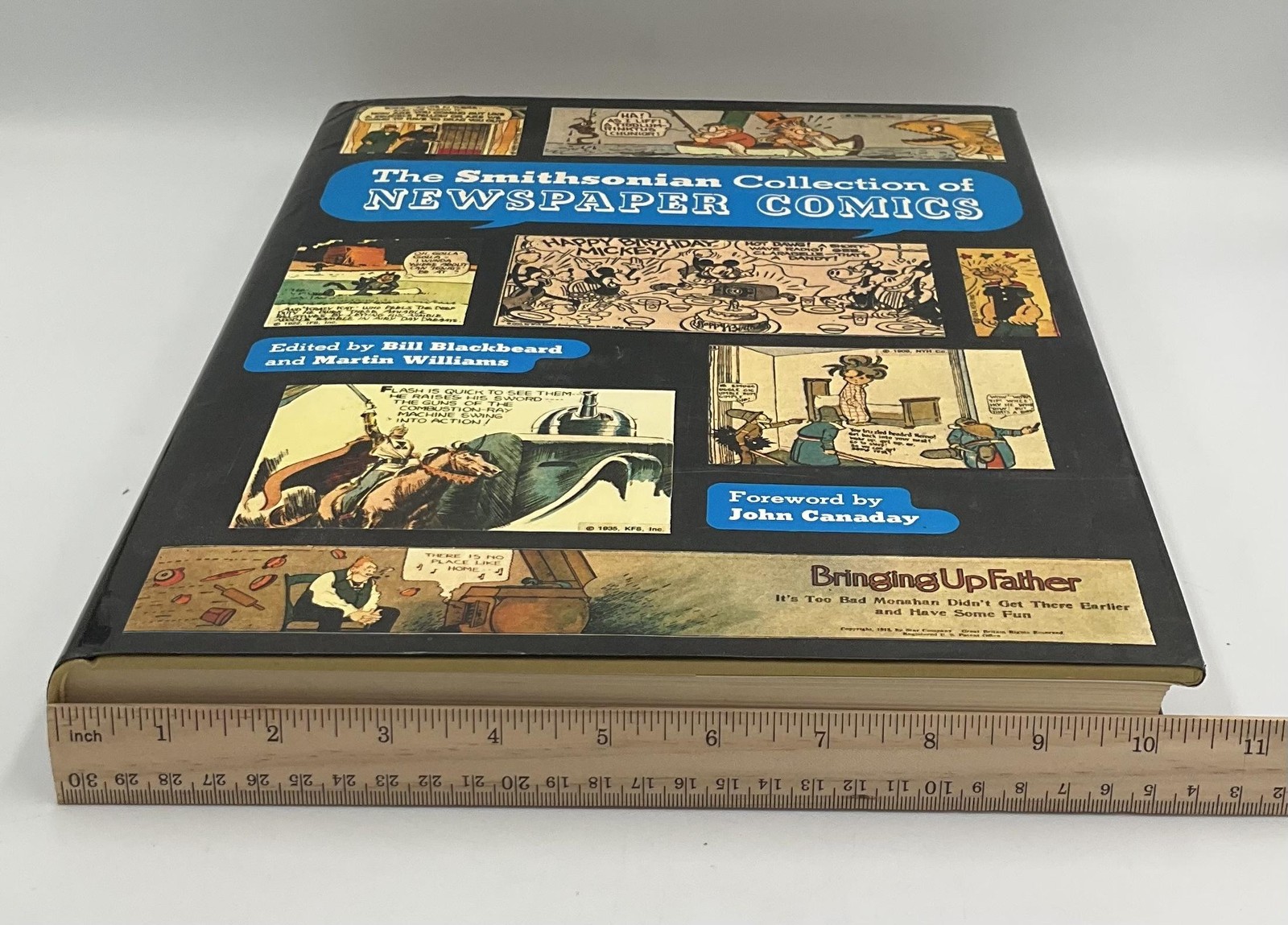 Vintage Smithsonian Collection Of Newspaper Comics Blackbeard HC Black 1977 USA