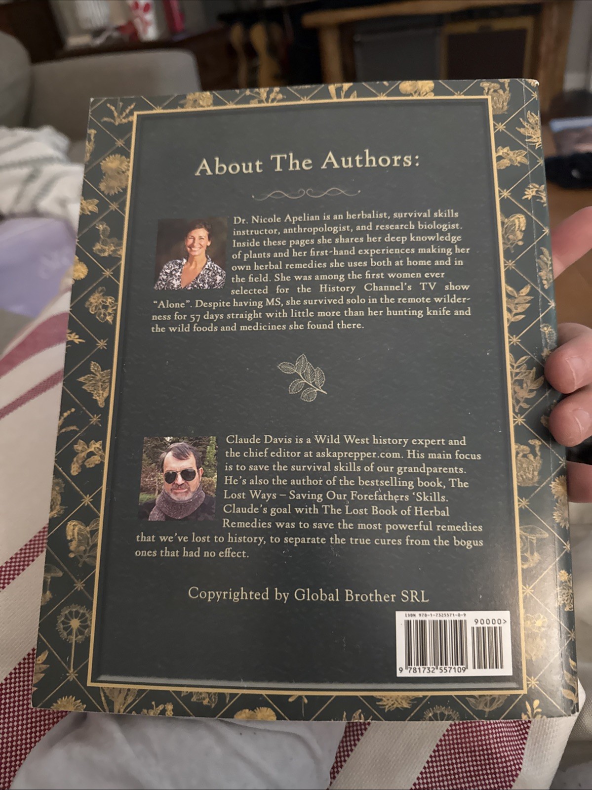 The Lost Book of Herbal Remedies-Nicole Apelian & Claude Davis-Paperback 2019