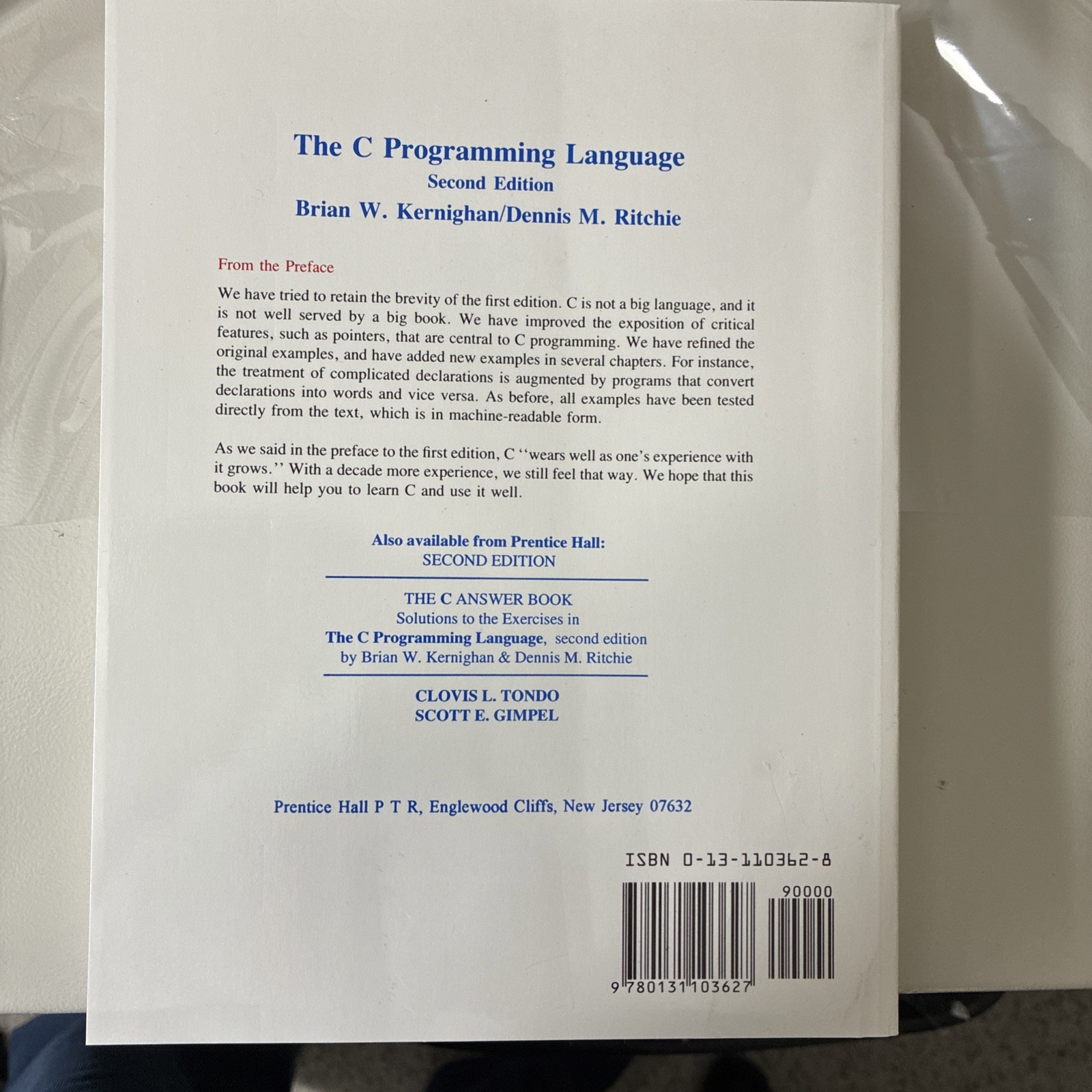 C Programming Language by Brian Kernighan and Dennis Ritchie (1988, Trade…