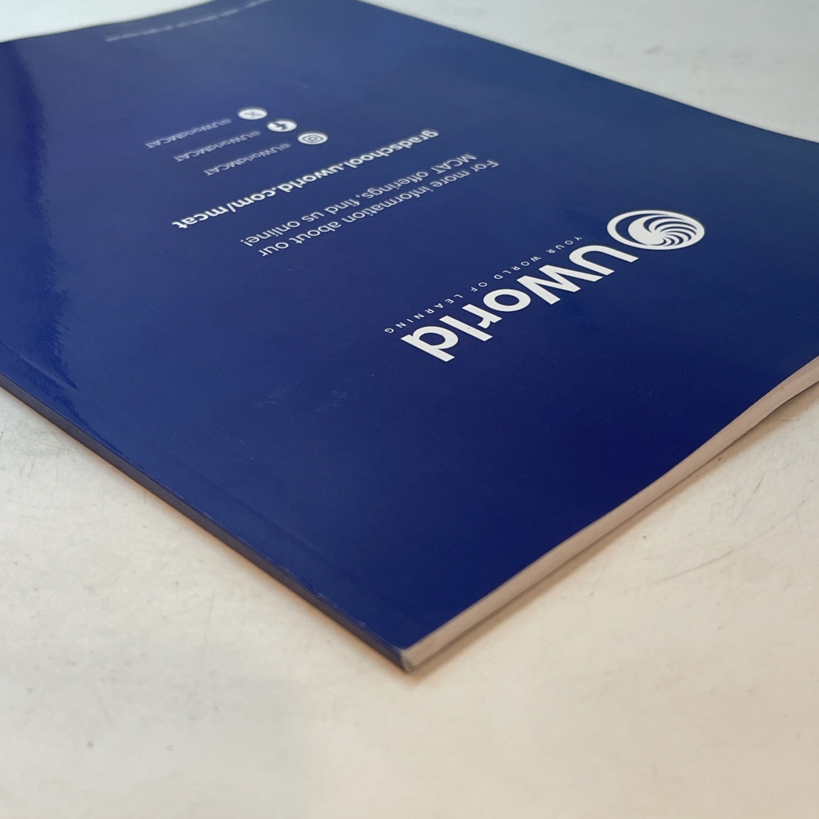 UWorld (GRAD SCHOOL) – MCAT Prep Book – 2026-2027 (Passage Booklet)
