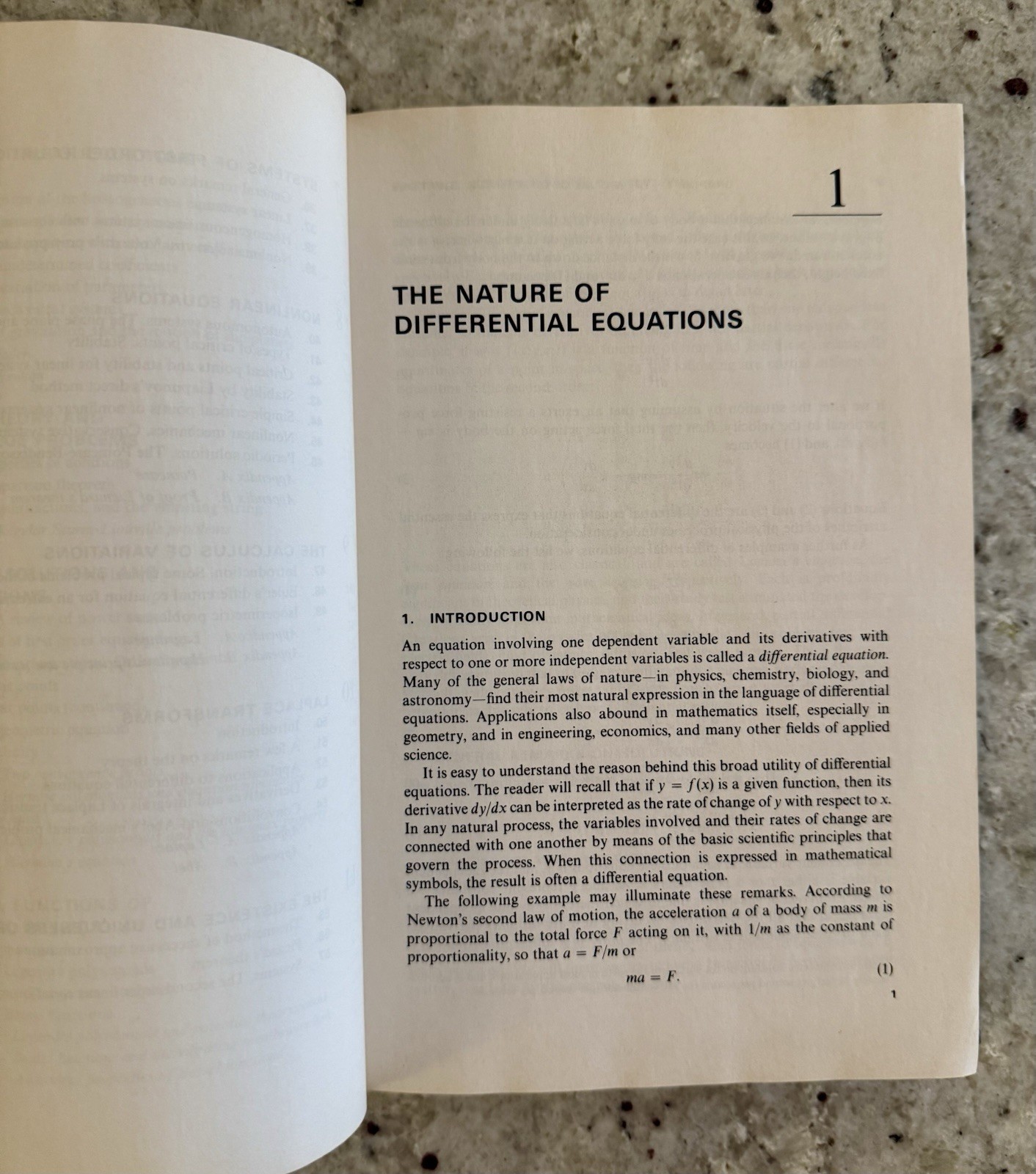 Differential Equations w/Applications & Historical Notes, Simmons 1972 HC