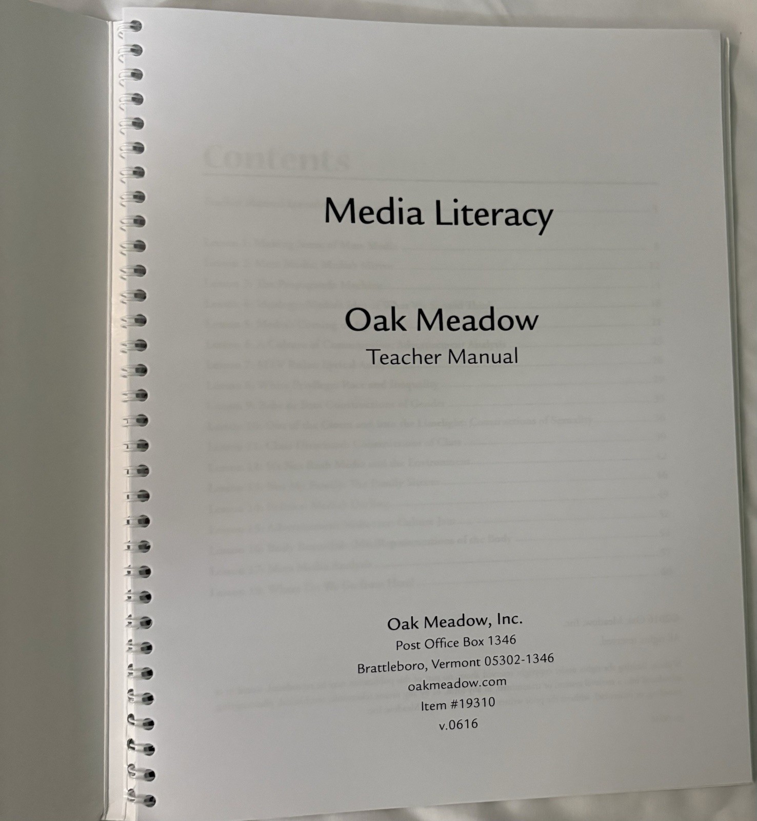 Critical Media Literacy Oak Meadow High School Course Book/Text/Teacher Manual
